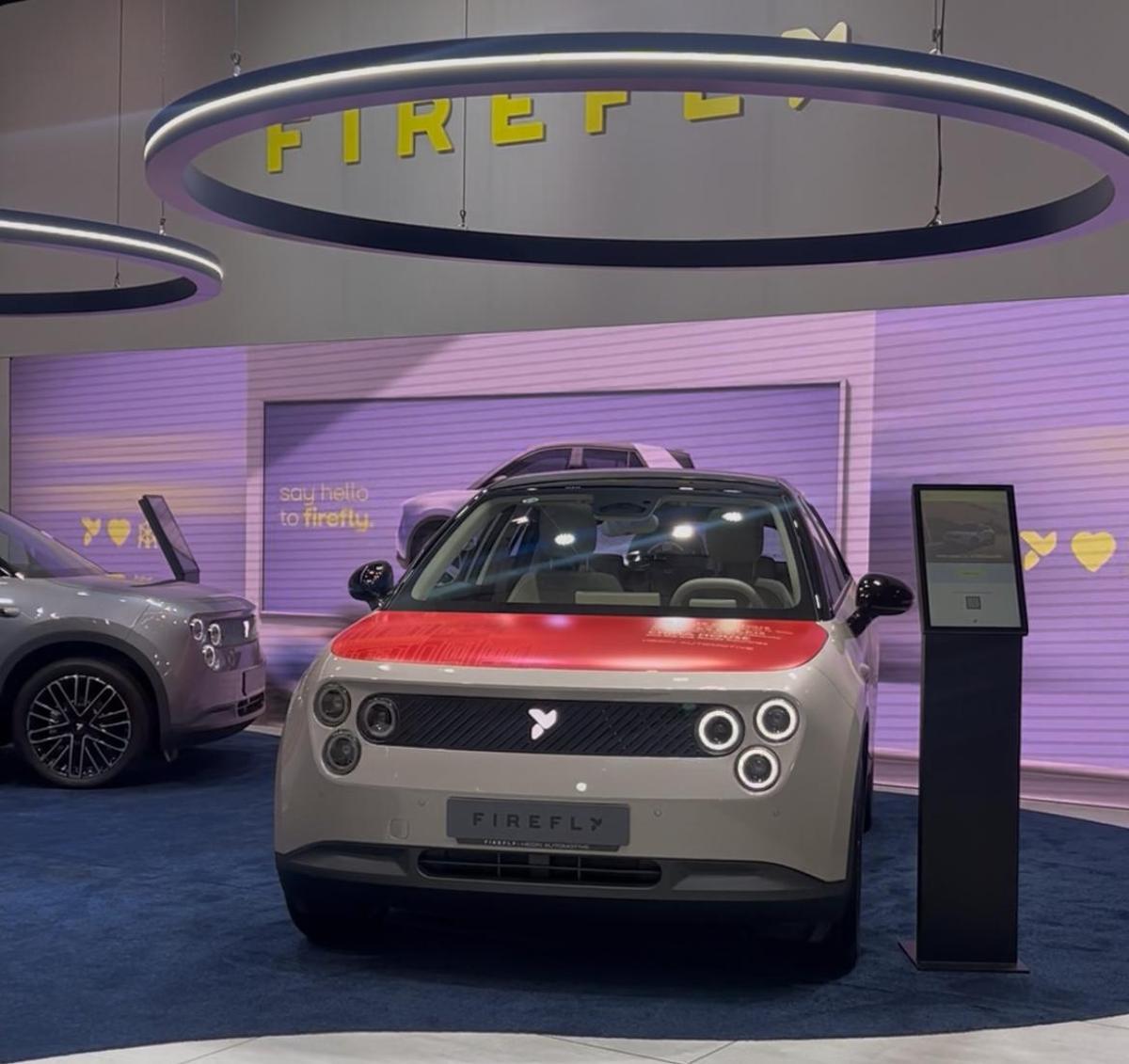 Stand de Firefly en el Salón de Bruselas.