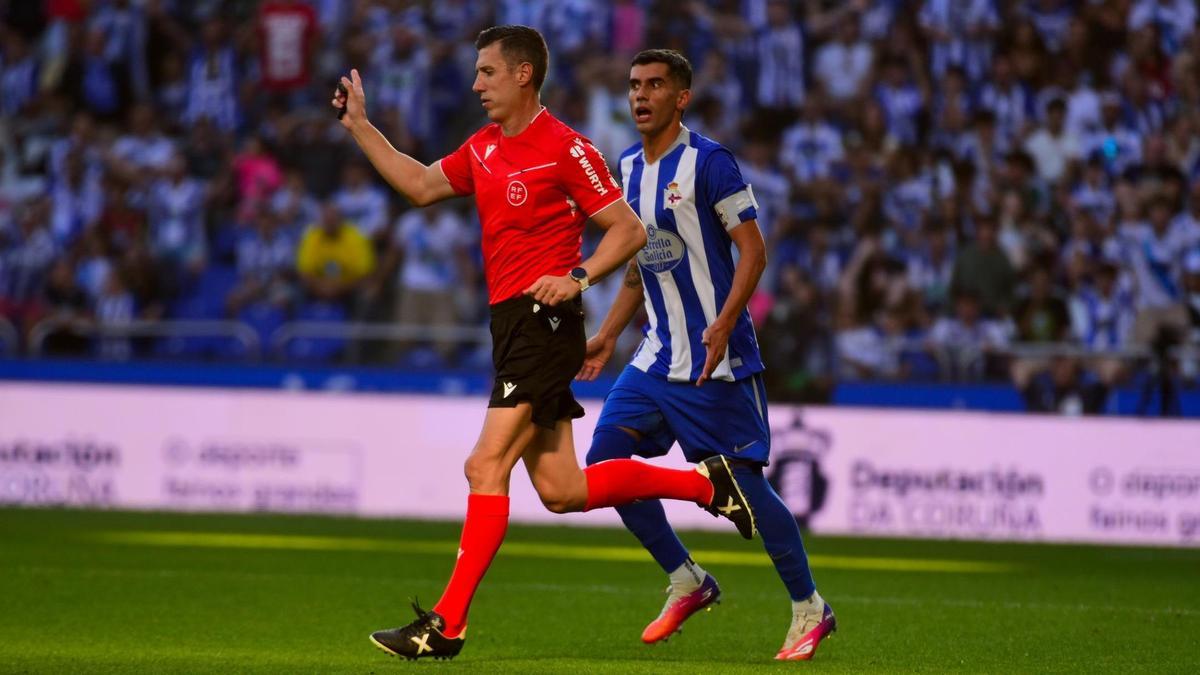 El CTA elude analizar la patada de Cucho Hernández a Ximo Navarro en Tiempo de Revisión y se centra en el Atlético-Real Madrid