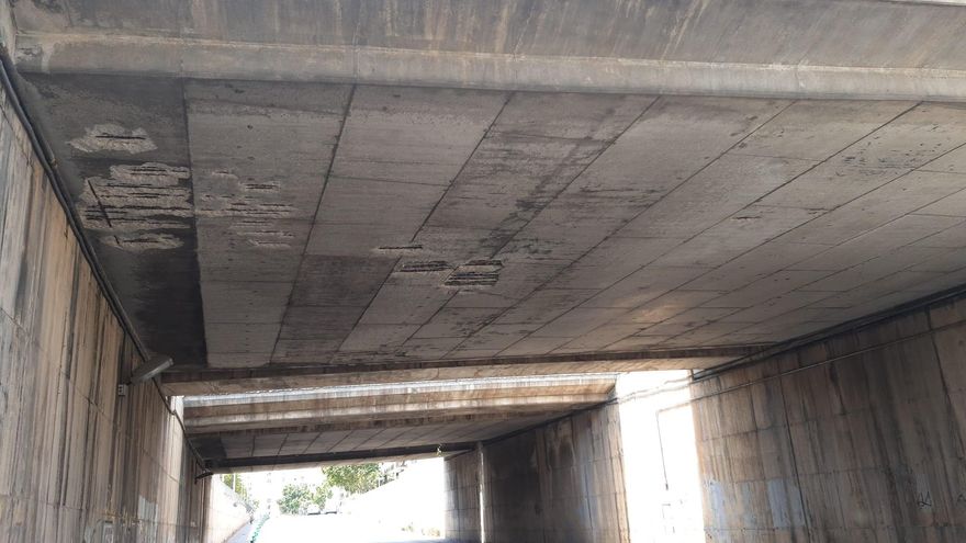 Obras de urgencia: preocupación por el estado del puente de la Vía de Cintura sobre Eusebi Estada