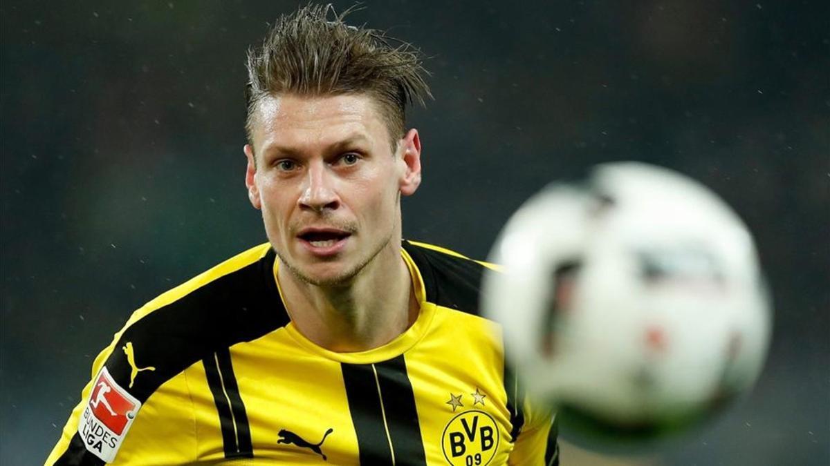 Piszczek quiere terminar su carrera en el Dortmund