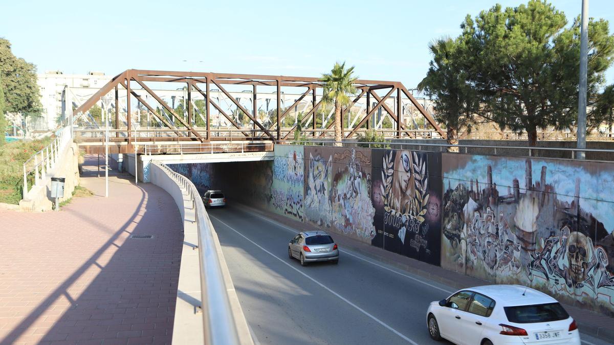 Avenida de Santa Clara, aún abierta al tráfico.