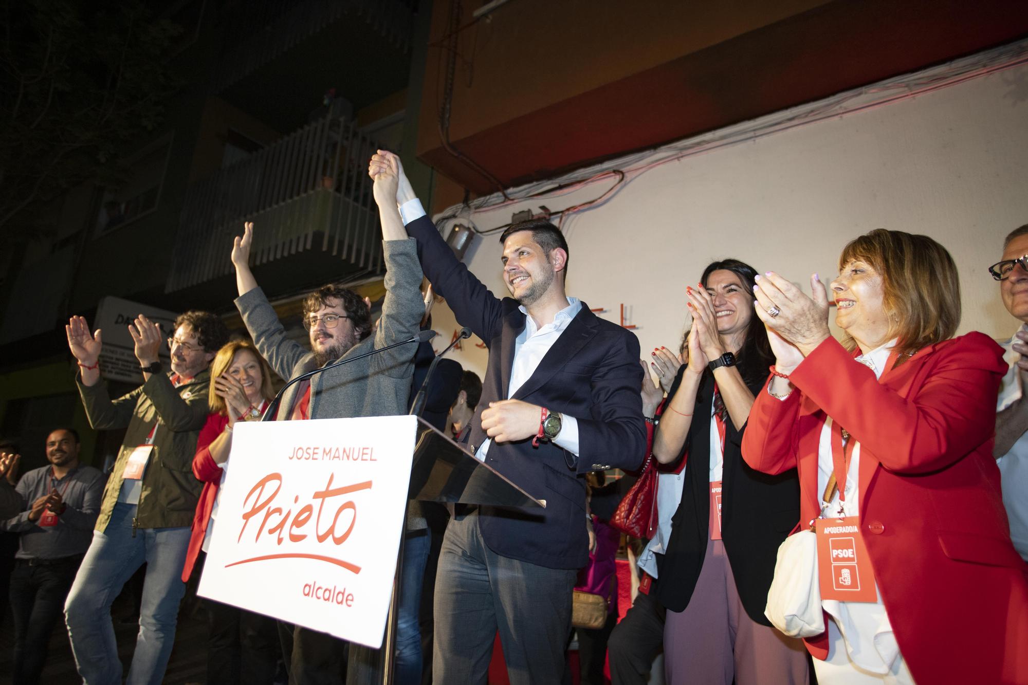 La celebración de la victoria del PSPV-PSOE de Gandia en la Casa del Poble