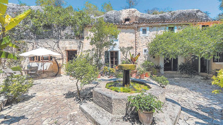 Vivir en una casa-cueva también es cosa de millonarios en Mallorca