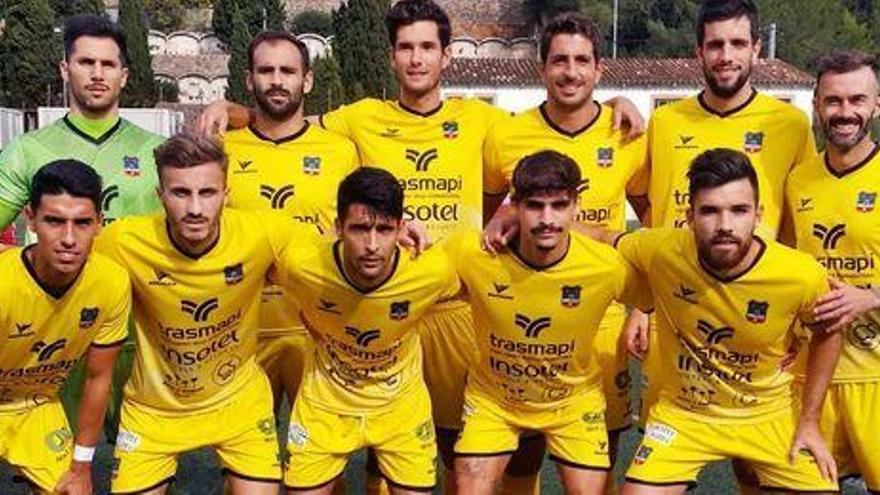 Alineación titular del Formentera en el municipal de Son Quint.