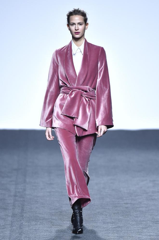 Ángel Schlesser otoño-invierno 2017/2018: la joya de la colección