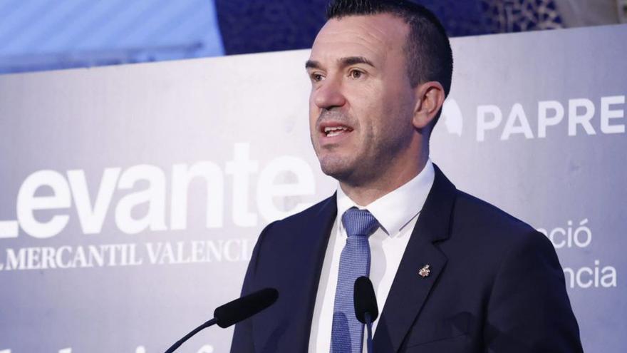 Vicent Mompó: &quot;El localismo otorga una visibilidad necesaria&quot;