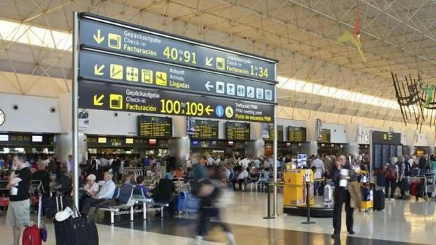 Un pasajero portaba cuatro kilos de hachís en el aeropuerto de Gran Canaria