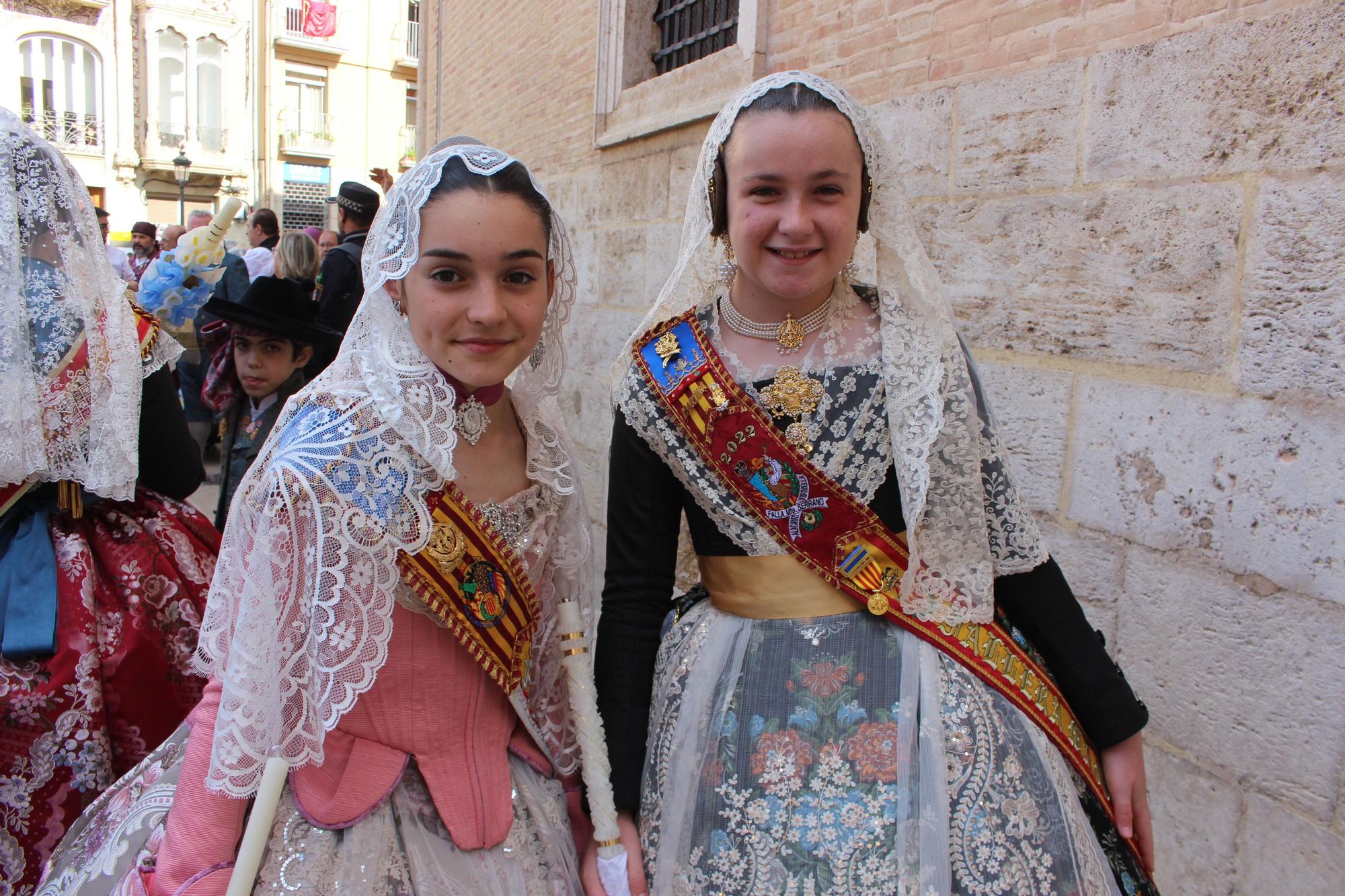 La fuerza de las Fallas en la Procesión de la Virgen (I)