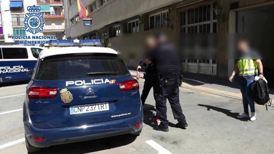 El atracador de un hotel a punta de pistola es un funcionario de Benidorm