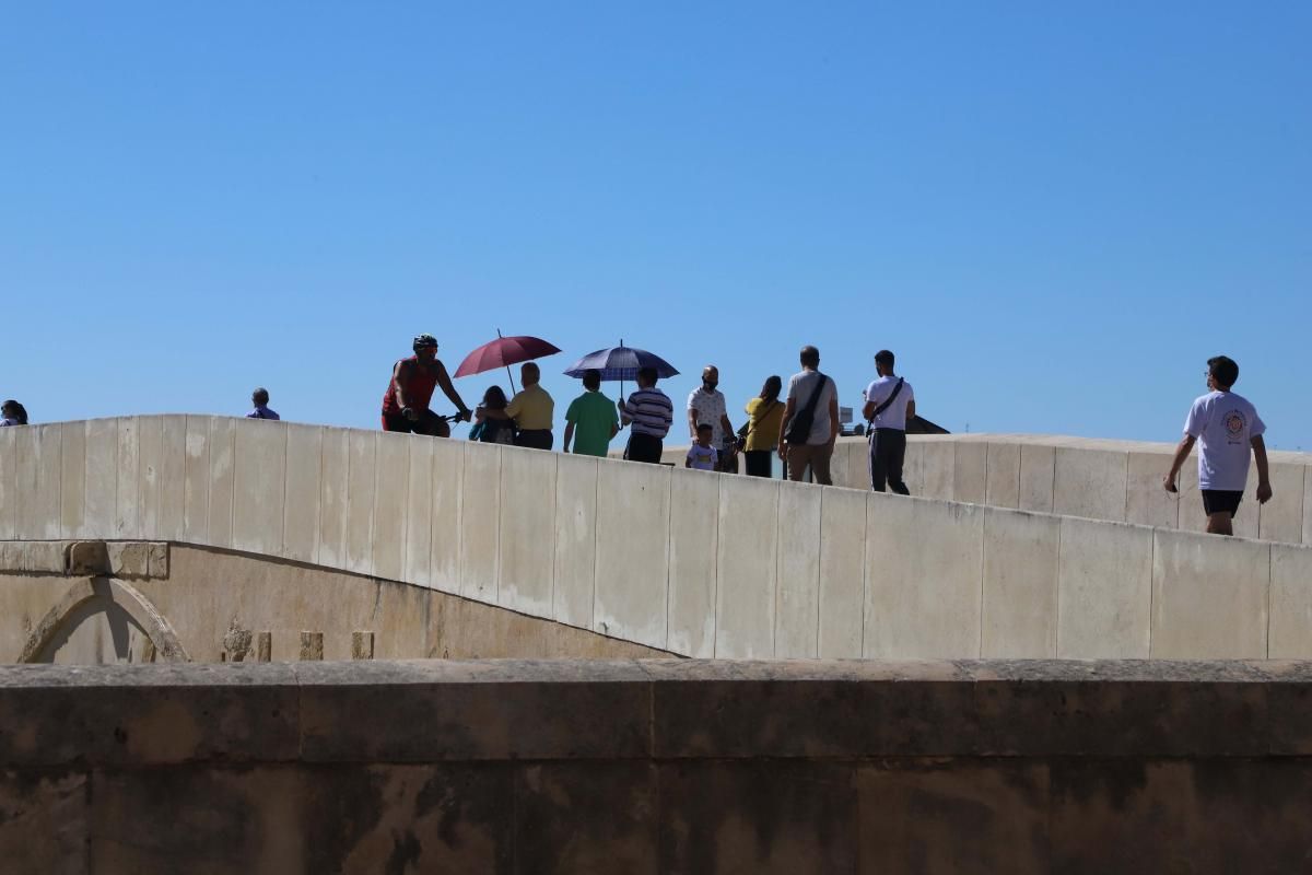 Puente de agosto con pocos visitantes