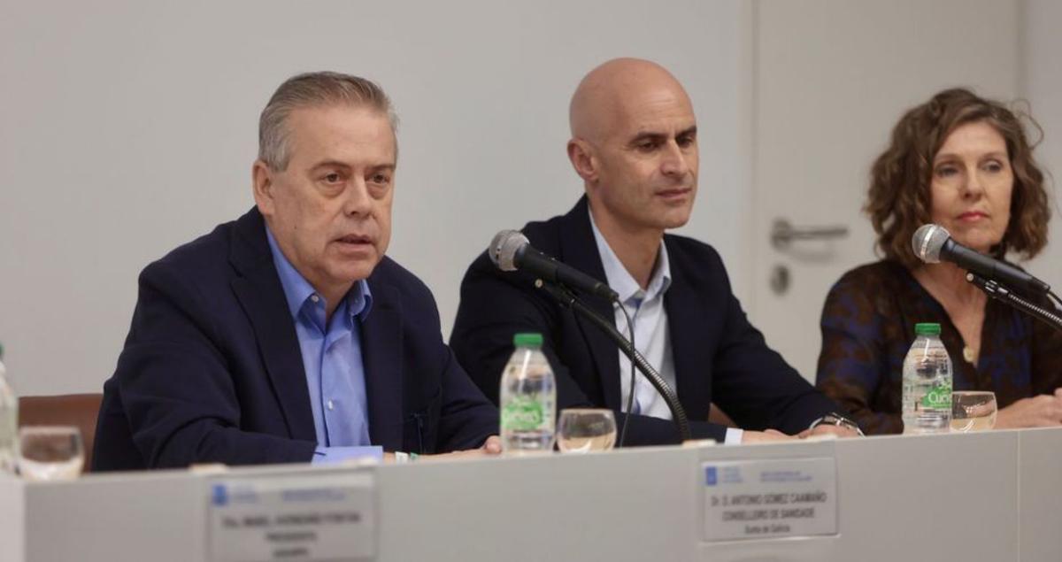 El conselleiro interviene en la jornada sobre artrosis. | FdV