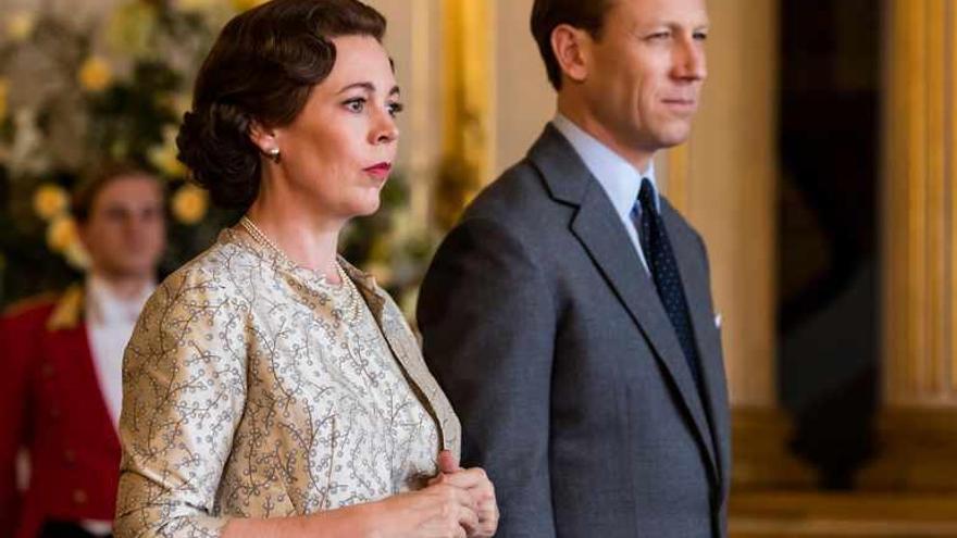 Olivia Colman y Tobias Menzies, en &#039;The Crown&#039;