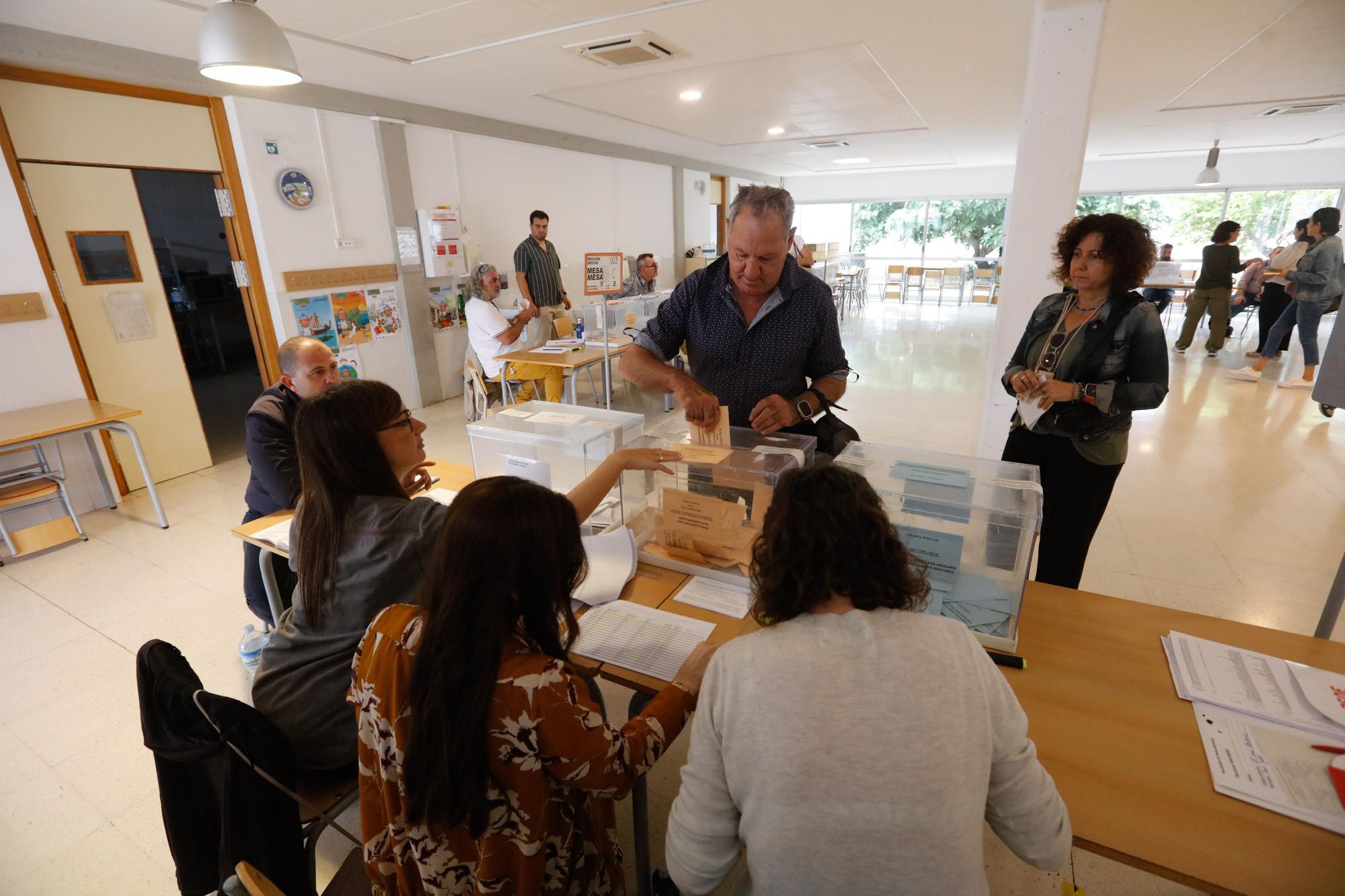 Todas las imágenes de la jornada de elecciones en Ibiza y Formentera