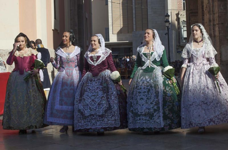 Comisiones falleras que han desfilado hasta las 18:00 horas.