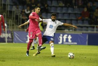 El Córdoba CF negocia con el central Alberto Jiménez