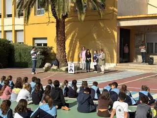 Nuestra Señora del Rocío, con las víctimas de Urda