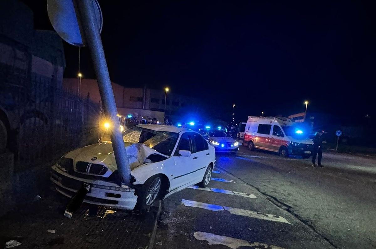 La carrera ilegal que ha dejado un reguero de heridos en Gijón, en imágenes