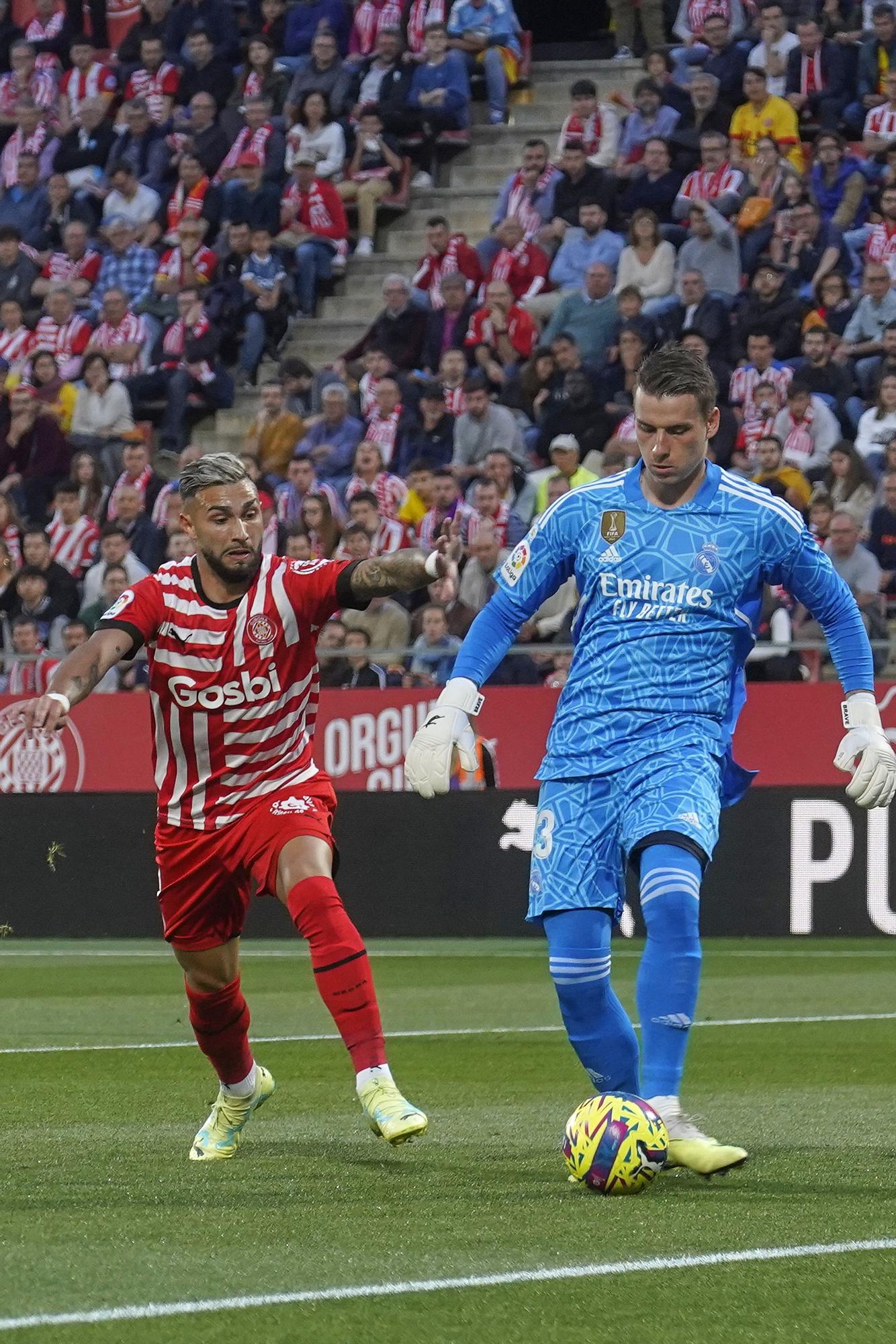 El Girona es cruspeix al Reial Madrid a Montilivi (4-2)