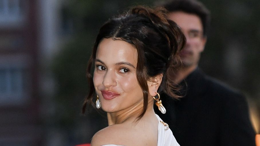 Rosalía ha lanzado su adelanto, 'Berghain'