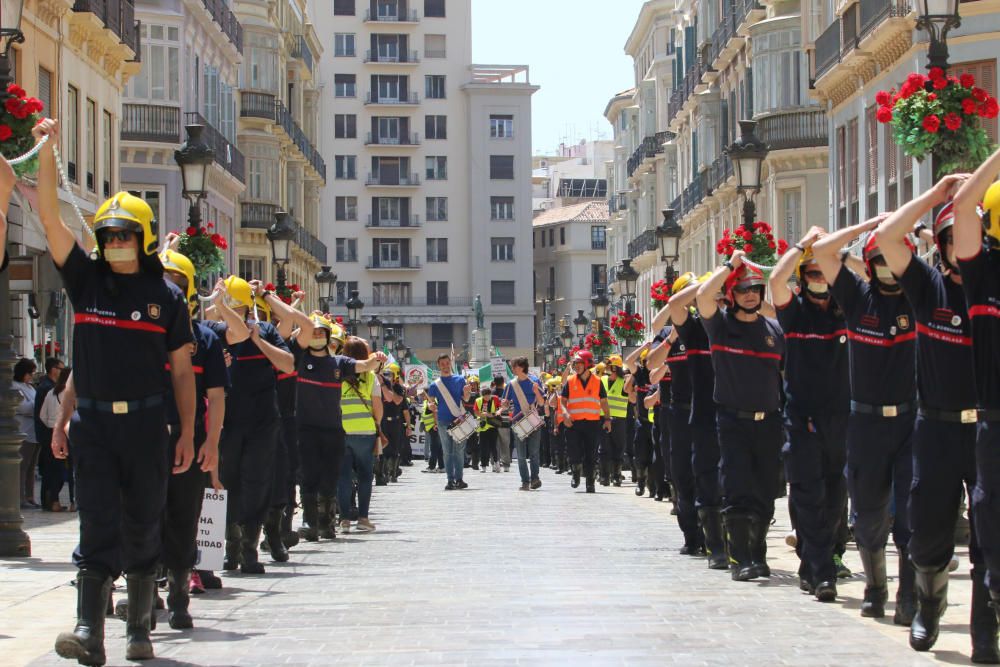 Manifestación de los bomberos de Málaga