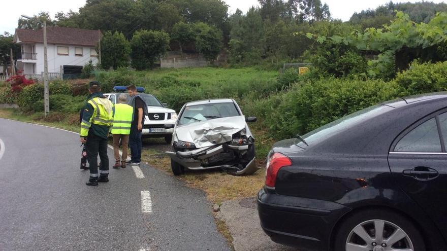 El Fiat Punto, que fue el vehículo más dañado. // G.Núñez