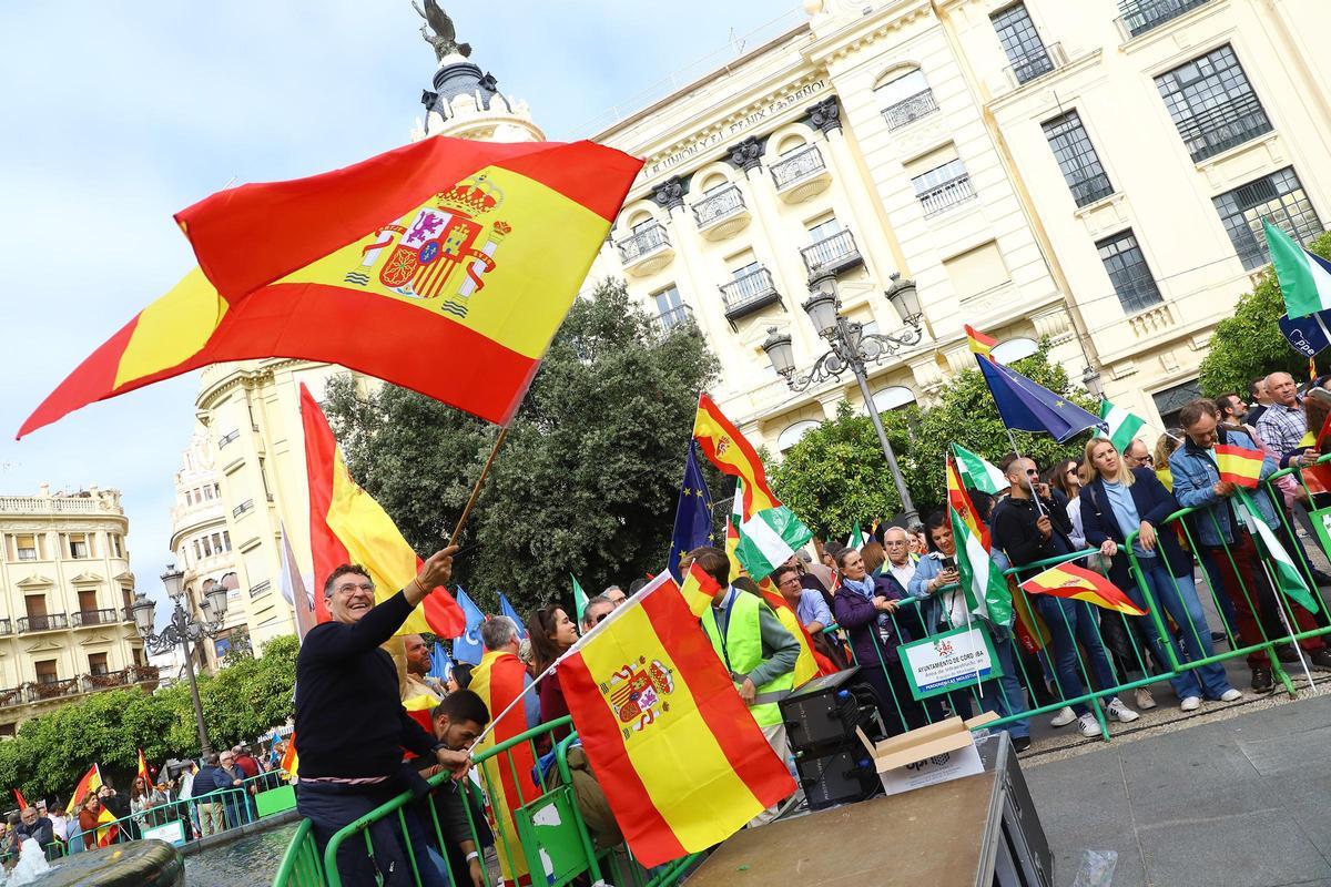 El PP de Córdoba congrega en Las Tendillas a miles de personas contra la amnistía