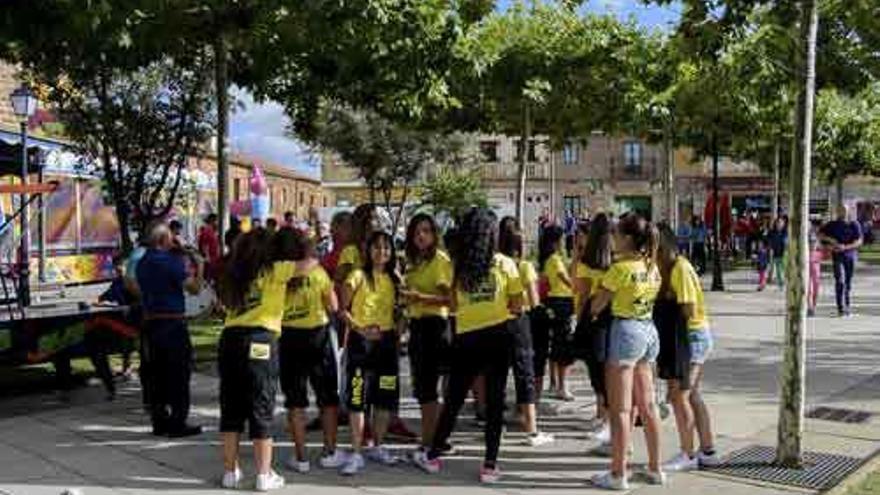 Las peñas volvieron a ser ayer las grandes animadoras de las fiestas tabaresas.