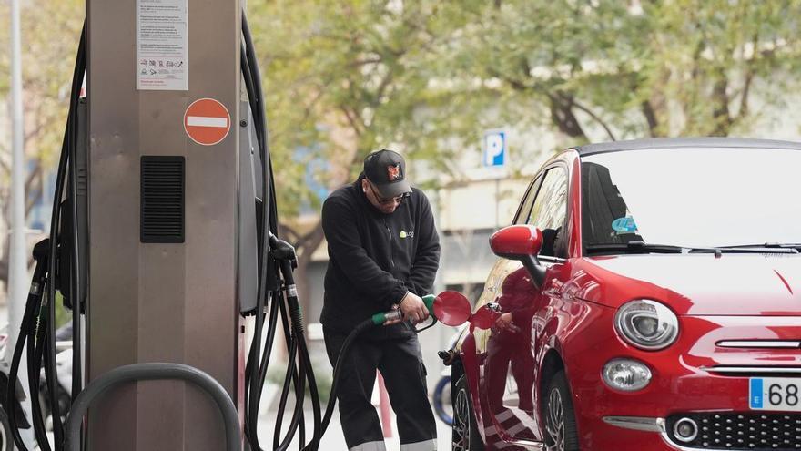 Casino con i nuovi sconti su diesel e benzina: i benzinai difendono di applicarli già e spiegano perché non si nota del tutto nel prezzo