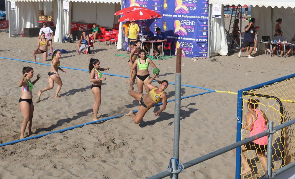 Alrededor de 1.500 jugadores, de 76 equipos y diversos países, se citan este fin de semana en Sacaba para disputar hasta el domingo el Circuito Arena 1.000 de balonmano playa