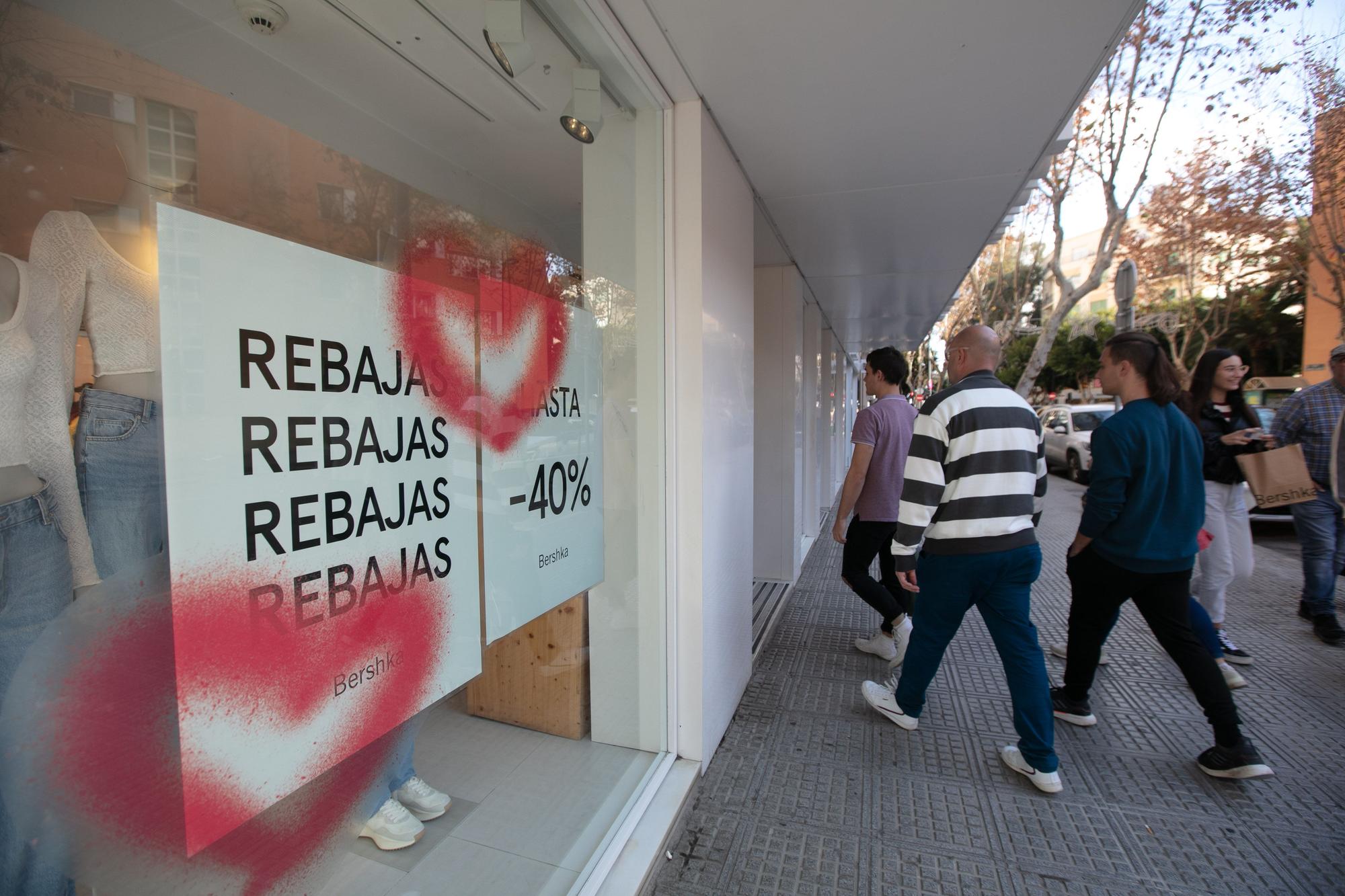 Comienza la campaña de rebajas en Ibiza