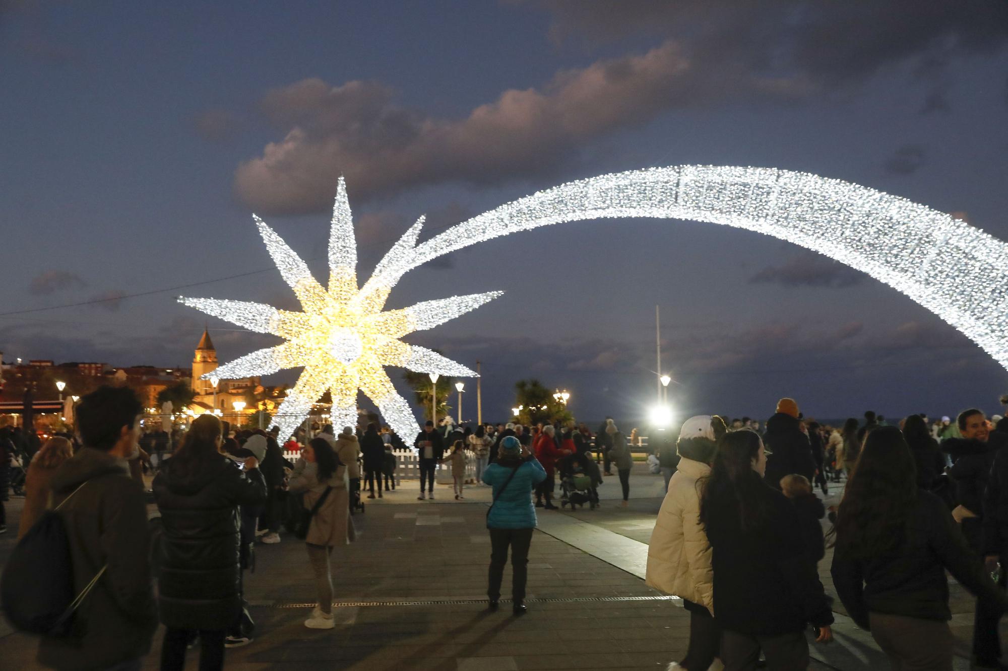 Encendido de las luces navideñas en Gijón