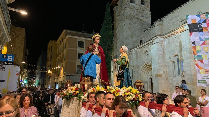 Los zamoranos arropan a la Virgen de la Saleta
