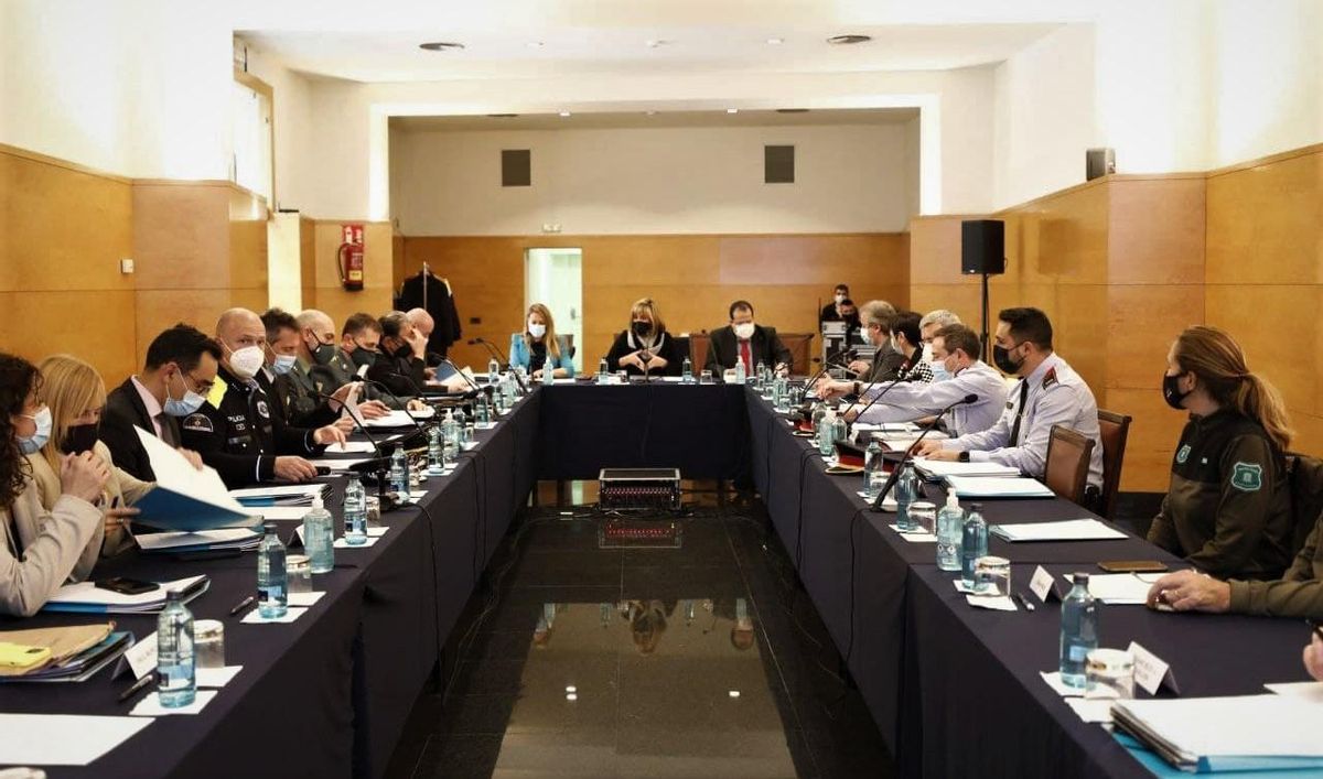 Els delictes a l’Hospitalet cauen un 12%, però pugen un 82% les denúncies per incivisme Els delictes a l’Hospitalet cauen un 12%, però pugen un 82% les denúncies per incivisme