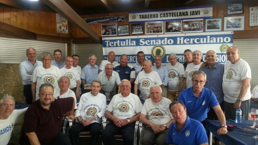 Homenaje a Eduardo Rodríguez del Senado Herculano.