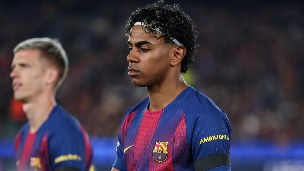 Lamine Yamal reacciona durante la eliminatoria de Champions contra el Atlético