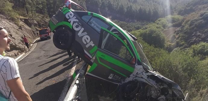 Accidente en la primer día del Rally Islas Canarias