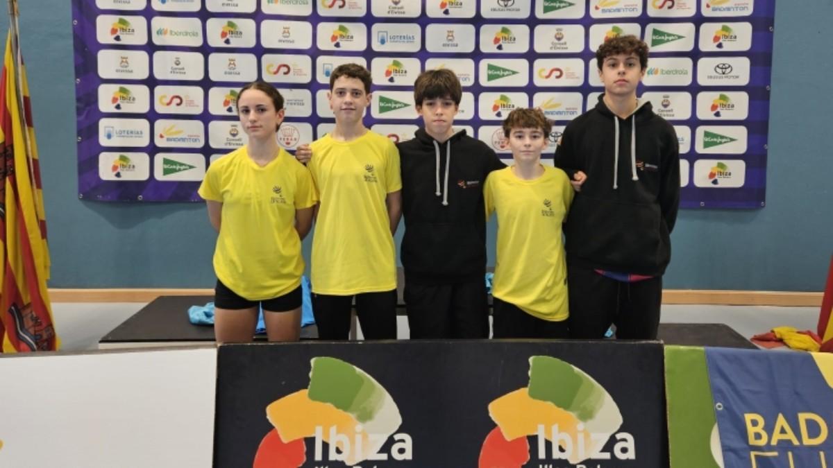 251118 SP not3 badminton foto (1)