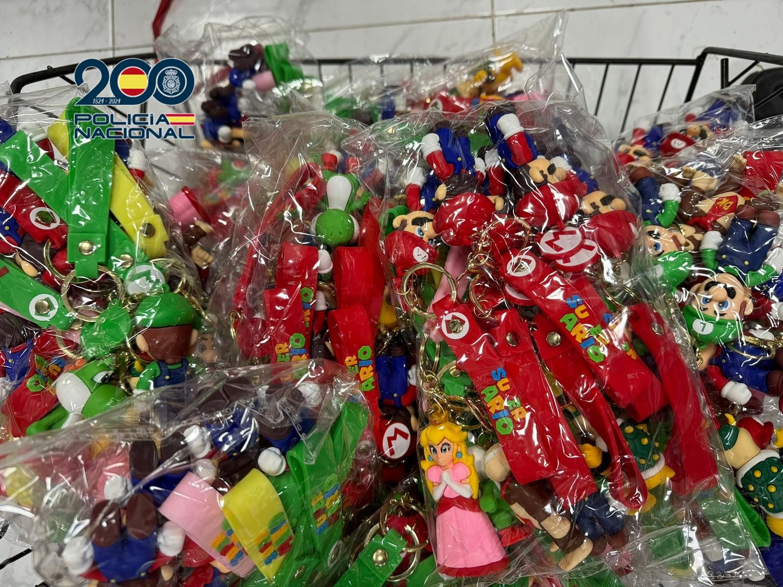 Productos falsificados a la venta en Arona