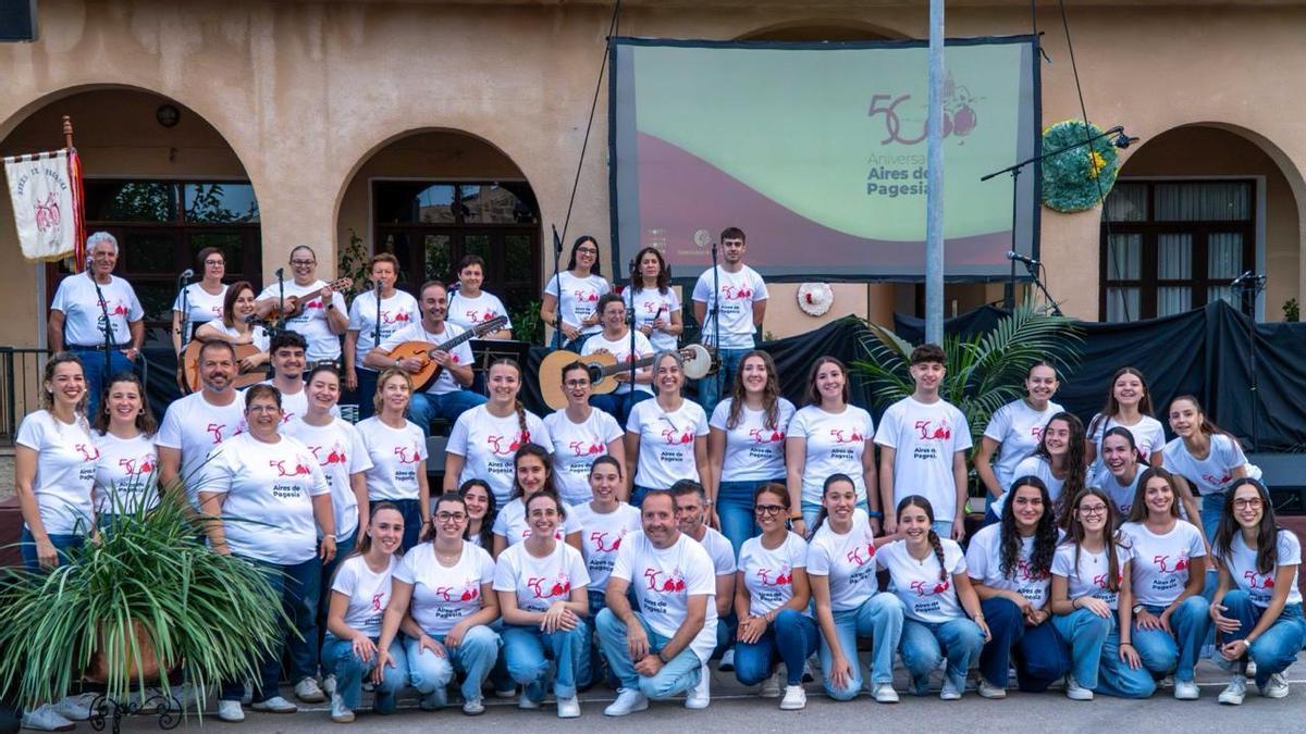 FOTOS | Aires de Pagesia brinda por su 50 aniversario