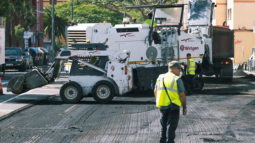 La Laguna aprovecha el parón estival para el asfaltado urgente de diez calles