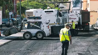 La Laguna aprovecha el parón estival para el asfaltado urgente de diez calles