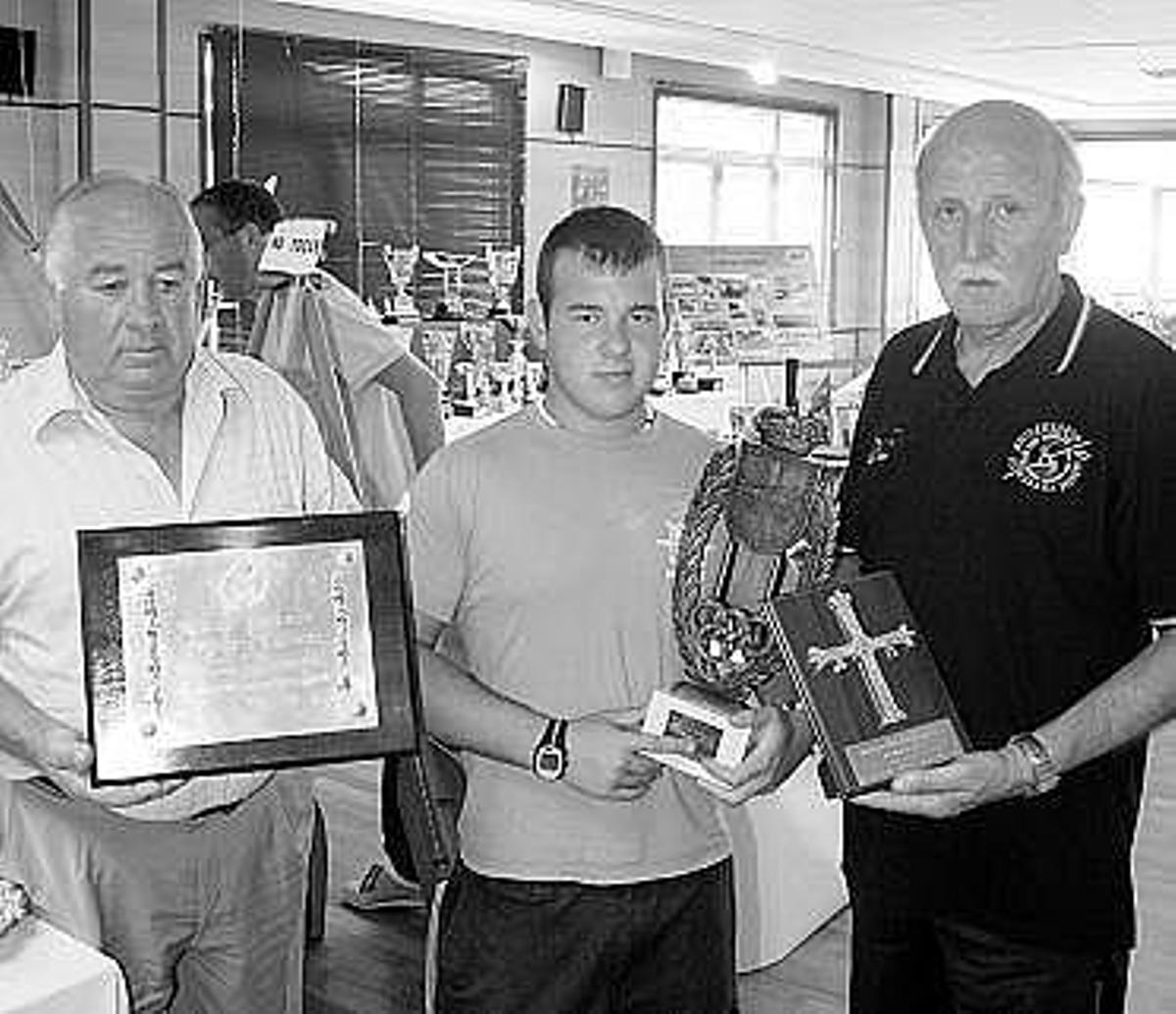 Los héroes candasinos del metal