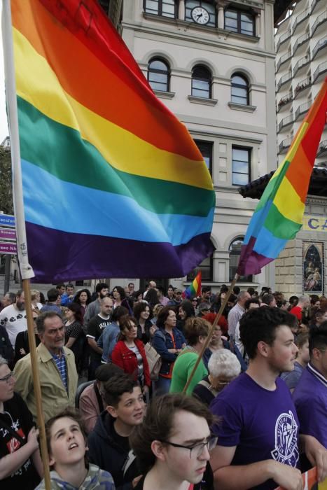 Asturias sale a la calle contra la homofobia