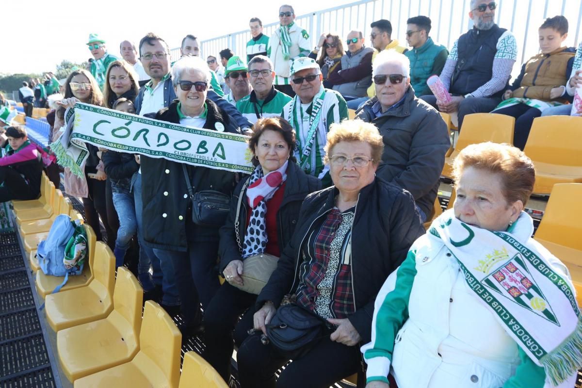 La afición cordobesista, con su equipo en Cádiz