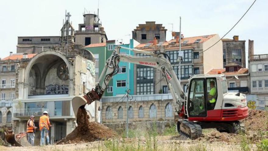 Trabajos de prospección sobre el terreno.   | // M.G. BREA