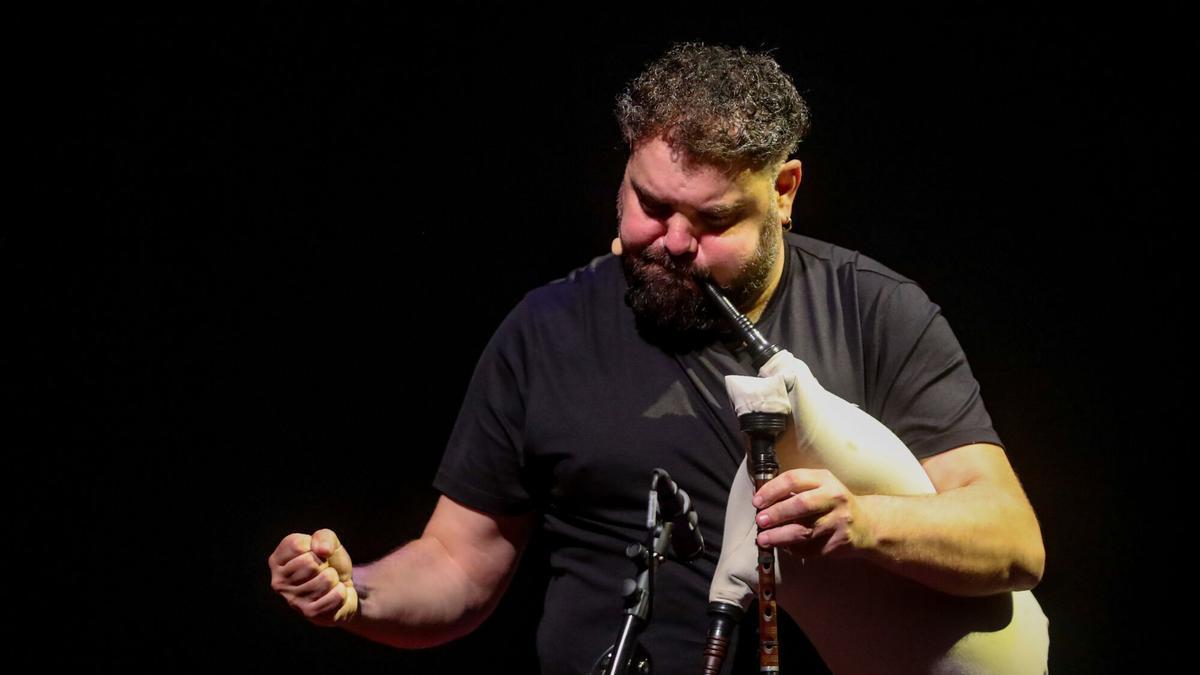 Abraham Cupeiro en un concierto