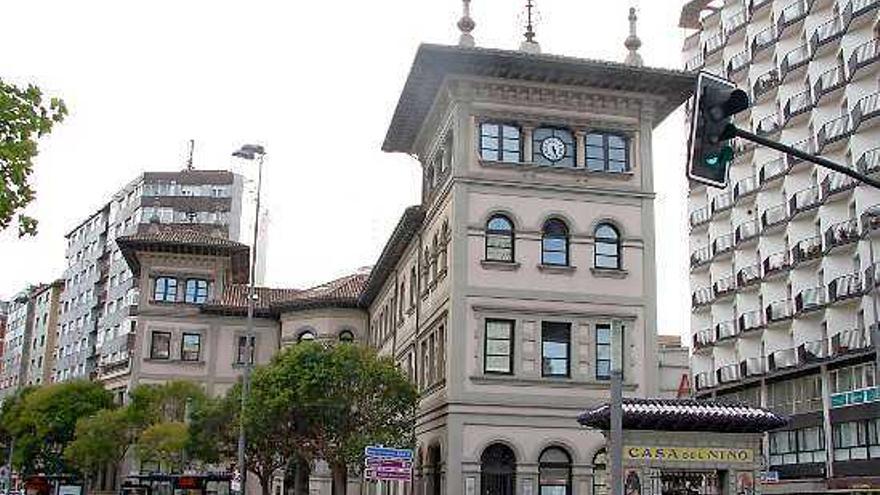 La sede central de la Fundación Municipal de Servicios Sociales, en el edificio de La Gota de Leche.