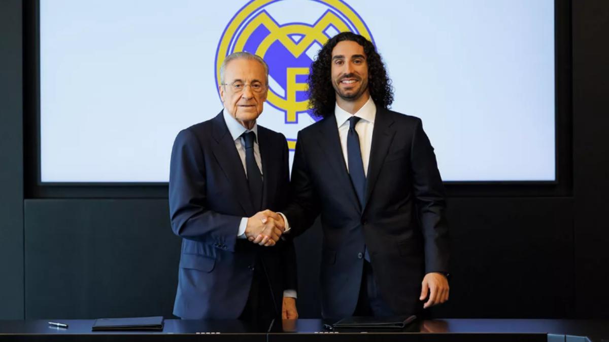 Cucurella, junto a Florentino Pérez
