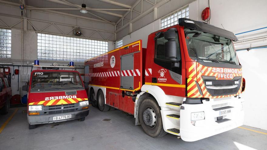 Los bomberos insisten en que necesitan dos nuevos vehículos | VICENT MARÍ