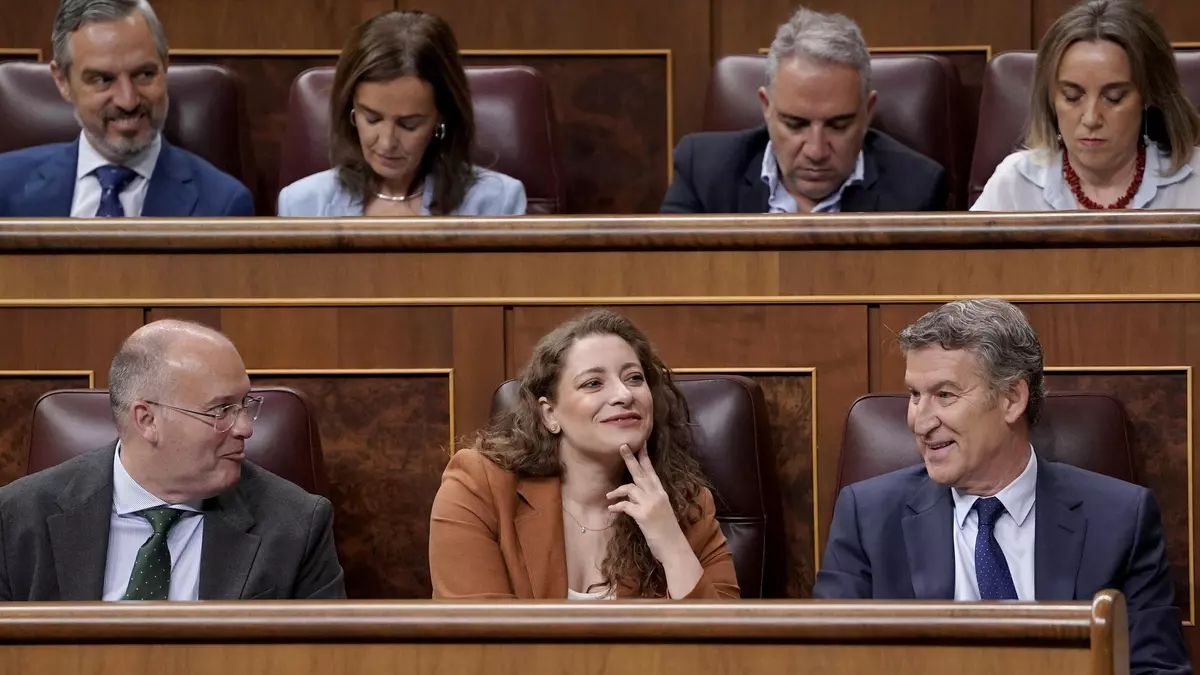 El PP busca adelantar el arranque del curso político cercando al Gobierno en el Congreso